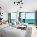 Апартаменты Your Holidays Wave E673