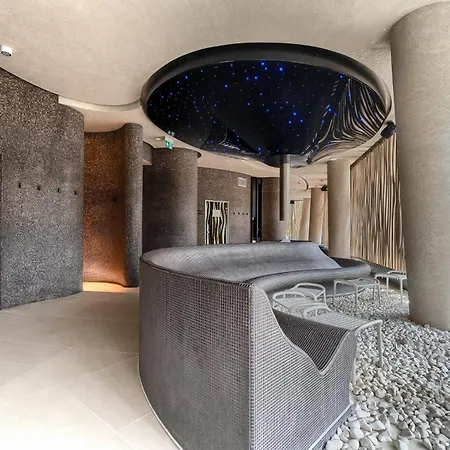 Your Holidays Waves E673 * Miedzyzdroje